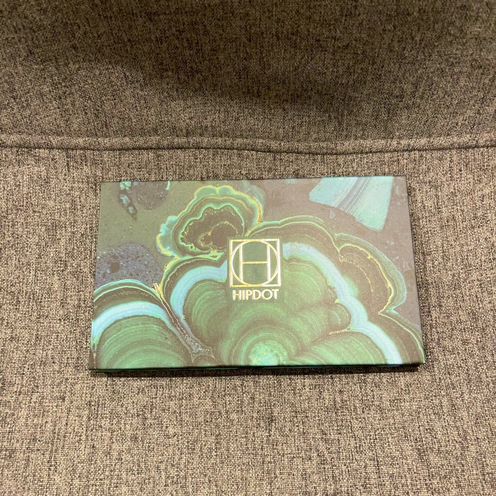 HIPDOT Cenote Eyeshadows Palette